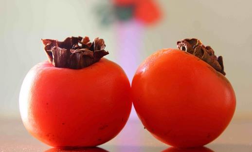 吃柿子有什么好处？盘点柿子的功效与食疗作用
